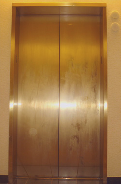 Bronze elevator - before